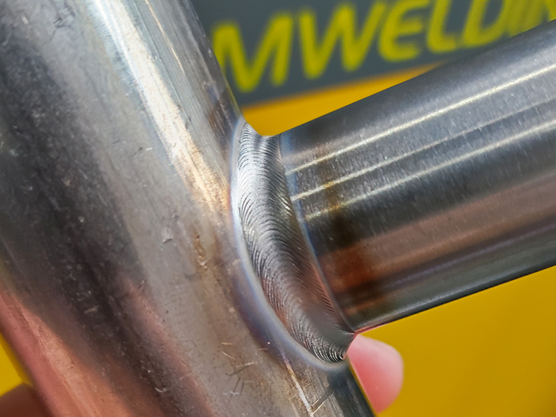 Welding sample display